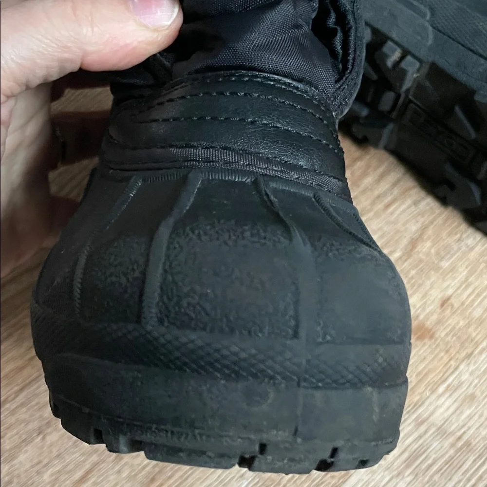 Sorel‎ Kids Black Snow Boots Waterproof Lined Winter Boots Strap Closure Great